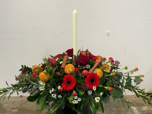 Bright Candle Table Centre